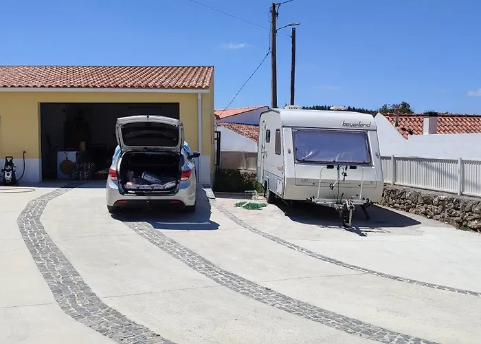 Kyrios Arts Atelier With Car And Private Swimming Pool