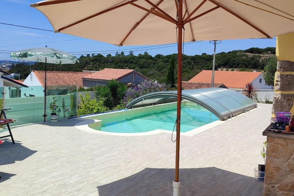 Kyrios Arts Atelier With Car And Private Swimming Pool Apartment