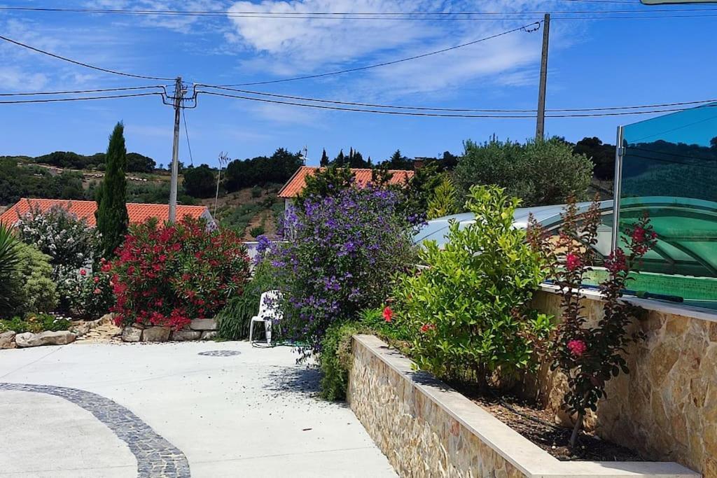 Kyrios Arts Atelier With Car And Private Swimming Pool